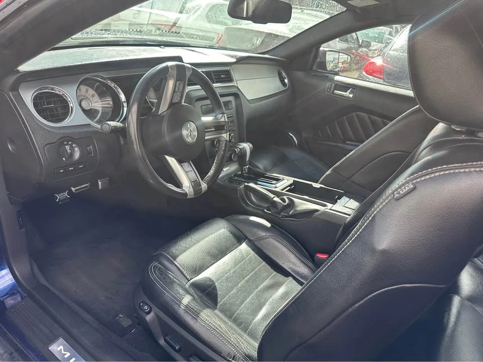 2010 Ford S197 Mustang - Image 6 of 16
