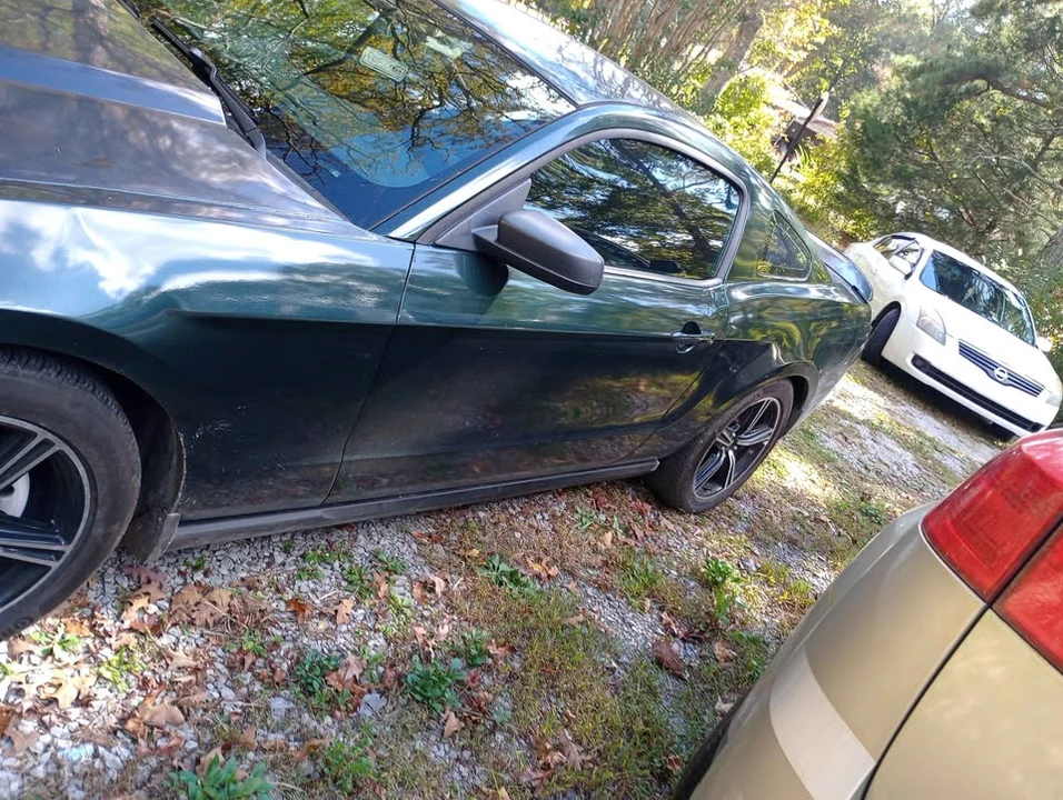 2010 Ford S197 Mustang - Image 3 of 7