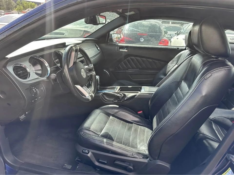 2010 Ford S197 Mustang - Image 10 of 16