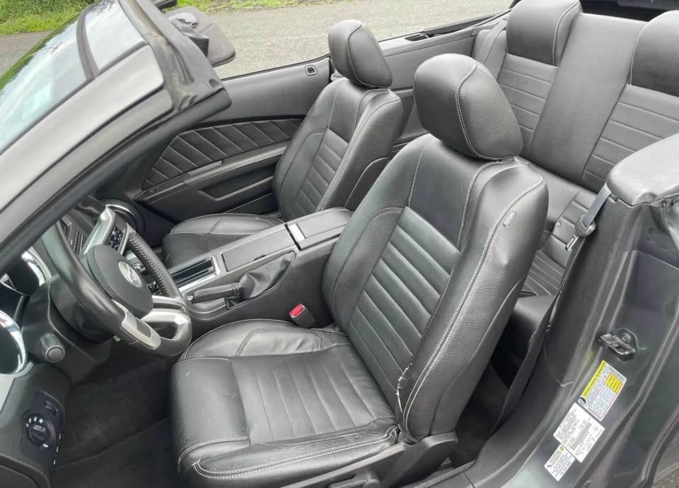2010 Ford S197 Mustang - Image 6 of 9