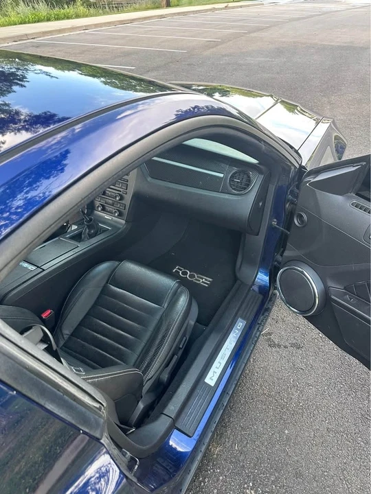 2010 Ford S197 Mustang - Image 6 of 9
