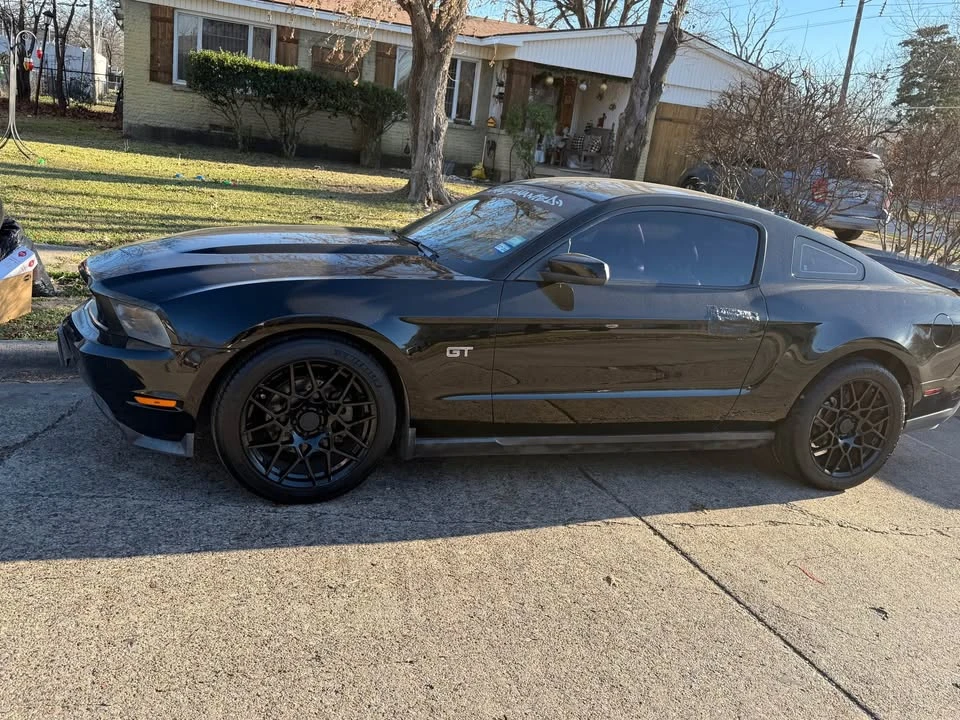 2010 Ford S197 Mustang - Image 3 of 7