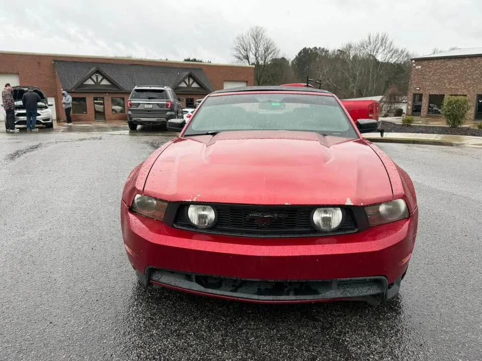 2010 Ford S197 Mustang - Image 10 of 12