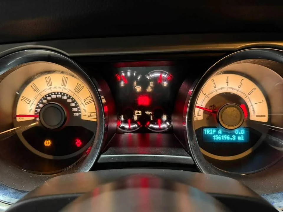 2010 Ford S197 Mustang - Image 3 of 12