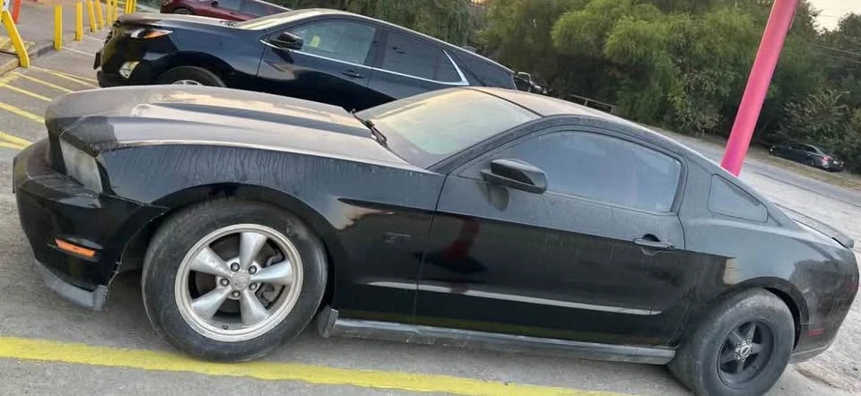2010 Ford S197 Mustang - Image 3 of 3