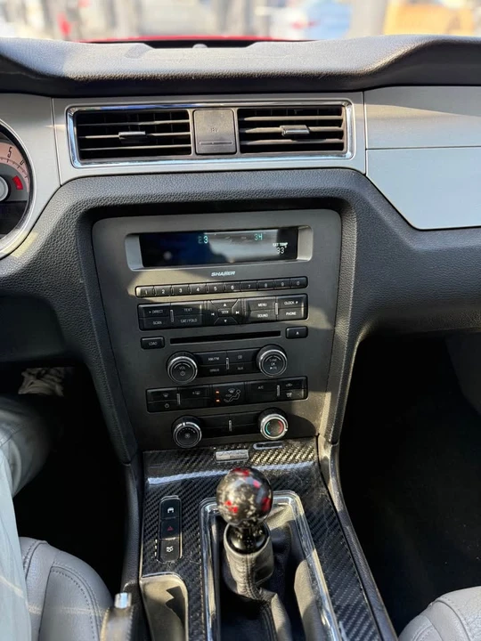 2010 Ford S197 Mustang - Image 15 of 19