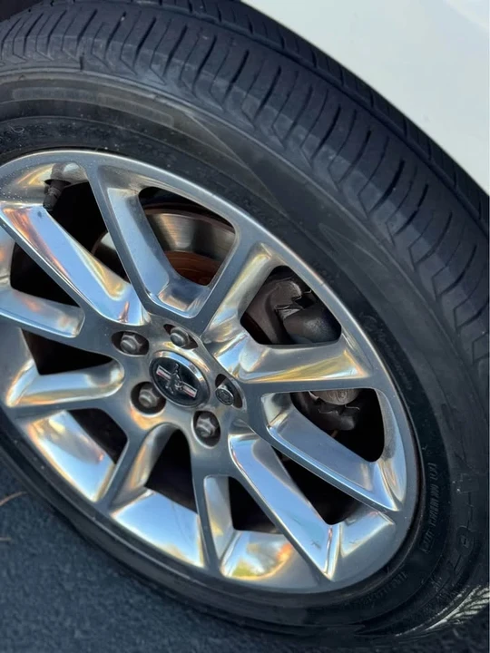 2010 Ford S197 Mustang - Image 18 of 20