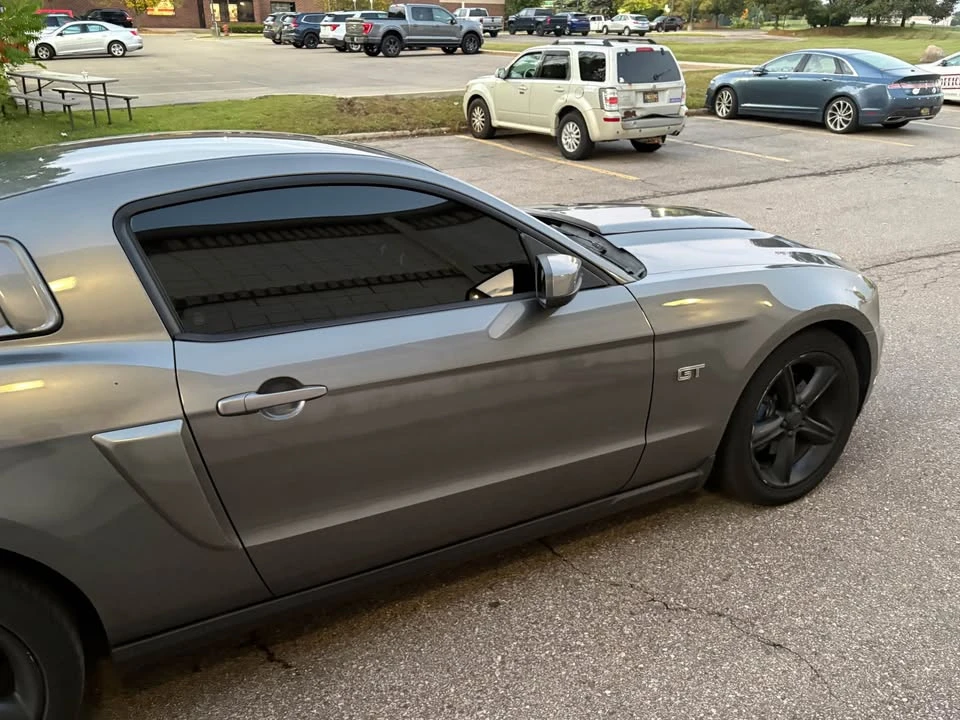 2010 Ford S197 Mustang - Image 3 of 9