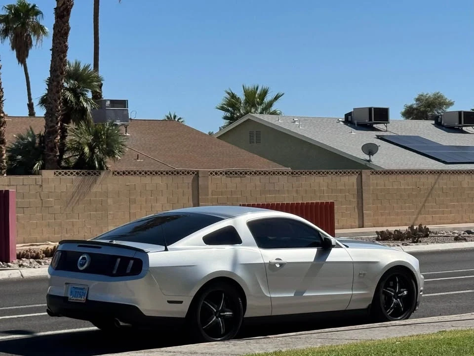 2010 Ford S197 Mustang - Image 8 of 18