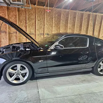 2010 Ford Mustang GT Premium Coupe