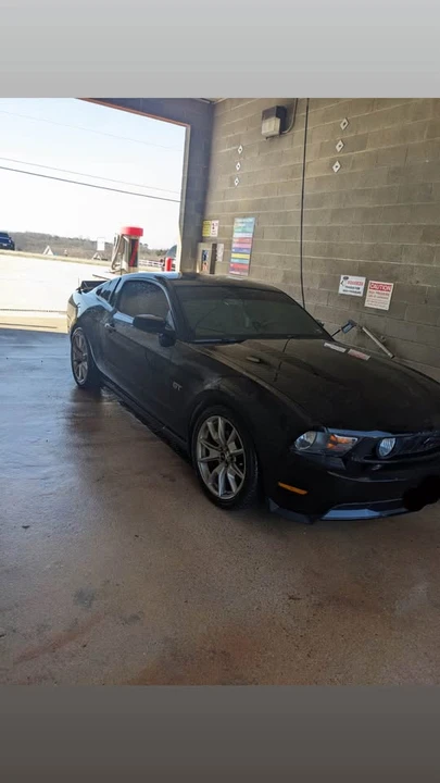 2010 Ford S197 Mustang - Image 4 of 6