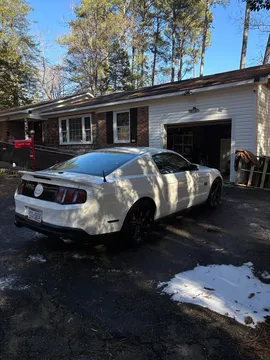 2010 Ford Mustang GT Premium Coupe