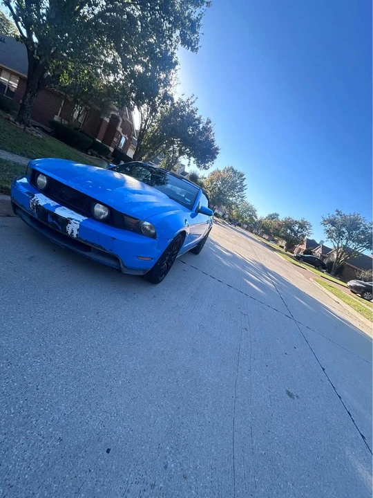 2010 Ford S197 Mustang - Image 2 of 10