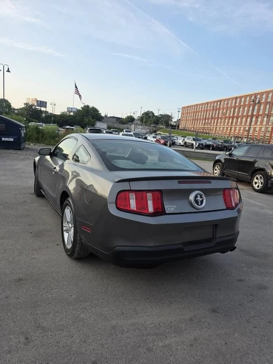 2010 Ford S197 Mustang - Image 4 of 5