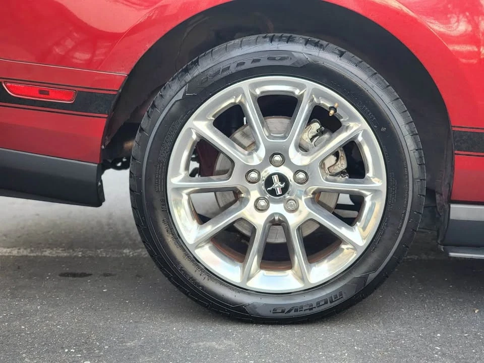 2010 Ford S197 Mustang - Image 7 of 20