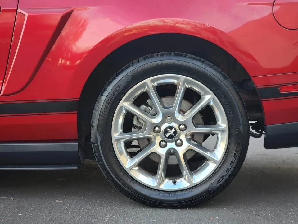 2010 Ford S197 Mustang - Image 6 of 20