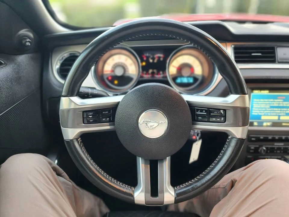 2010 Ford S197 Mustang - Image 15 of 20
