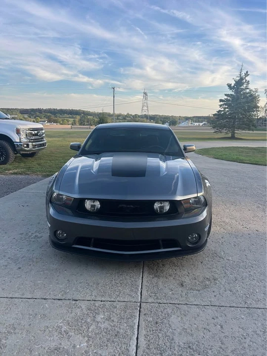 2010 Ford S197 Mustang - Image 2 of 8