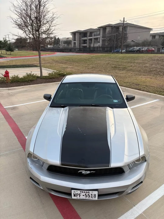 2010 Ford S197 Mustang - Image 9 of 18