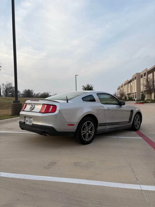 2010 Ford S197 Mustang - Image 5 of 18