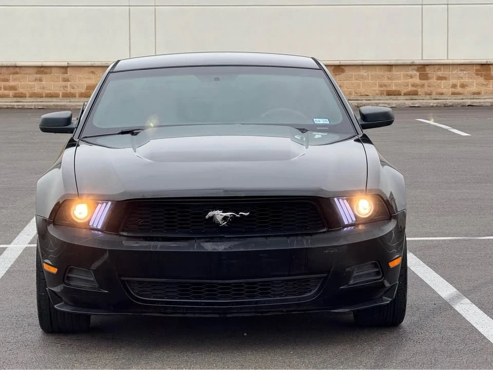 2010 Ford S197 Mustang - Image 5 of 12