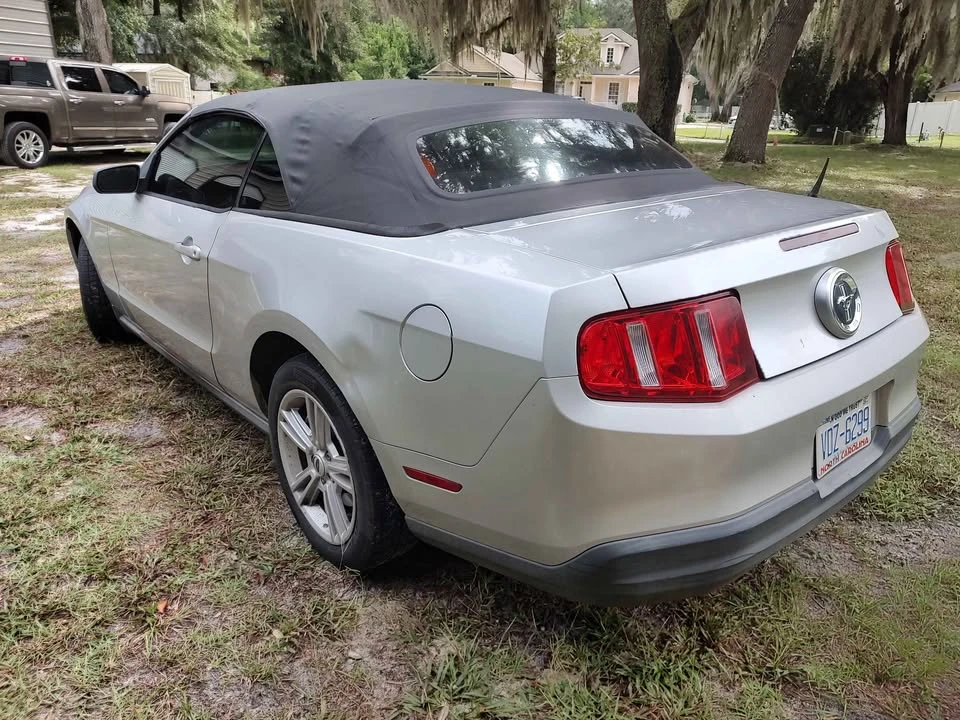 2010 Ford S197 Mustang - Image 13 of 13