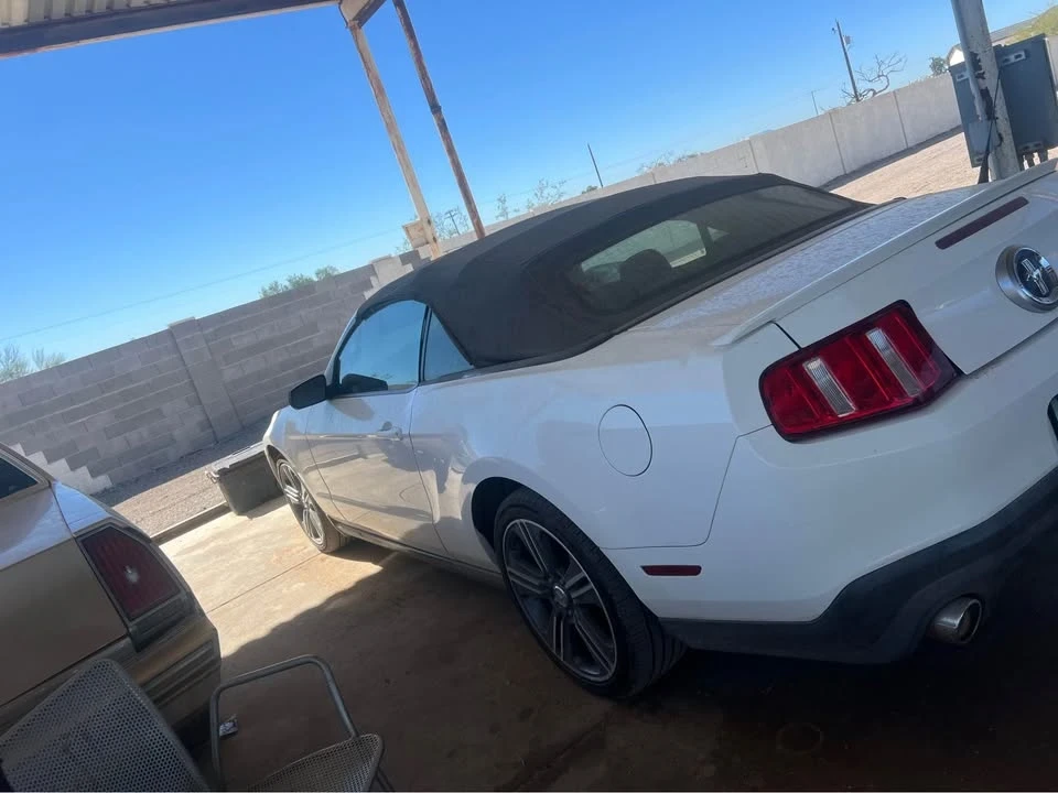 2010 Ford S197 Mustang - Image 6 of 7