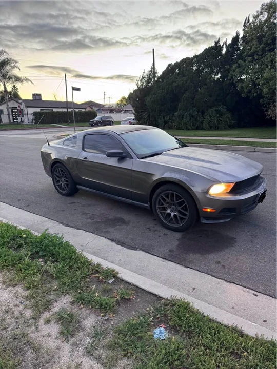 2010 Ford S197 Mustang - Image 7 of 19