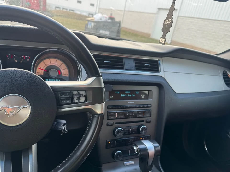 2010 Ford S197 Mustang - Image 11 of 11