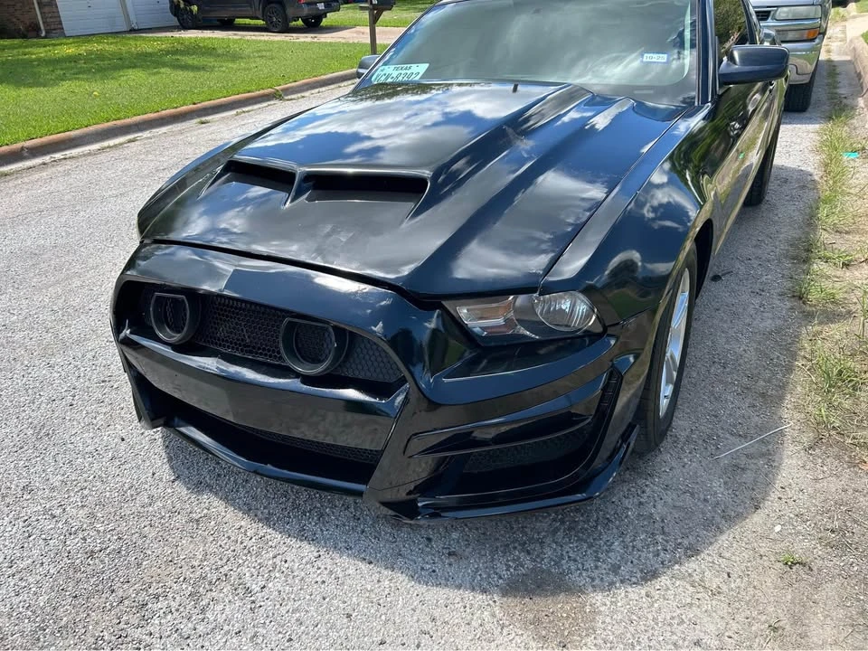 2010 Ford S197 Mustang - Image 3 of 4