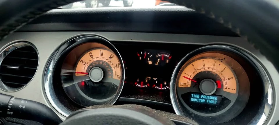 2010 Ford S197 Mustang - Image 17 of 17