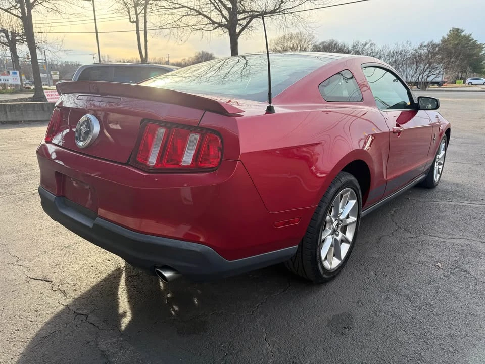 2010 Ford S197 Mustang - Image 3 of 13