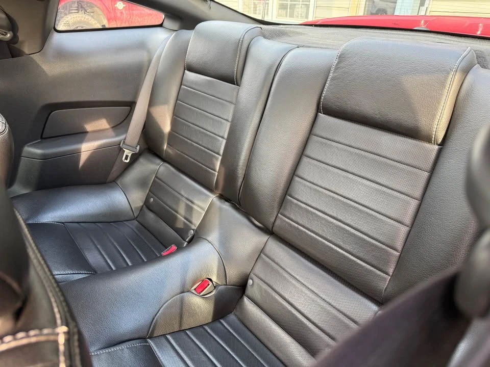 2010 Ford S197 Mustang - Image 13 of 13