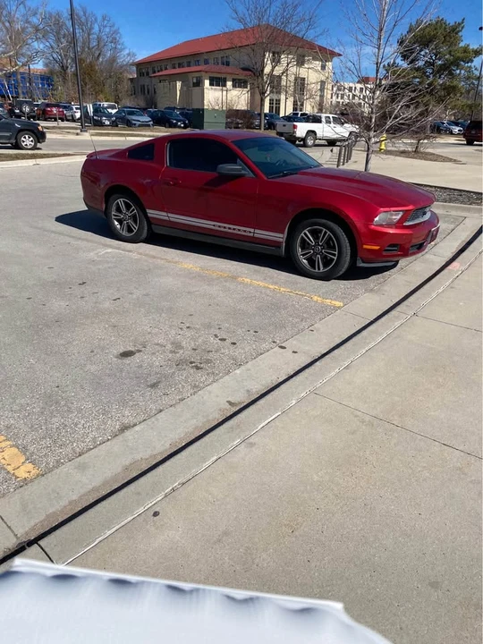 2010 Ford S197 Mustang - Image 4 of 7