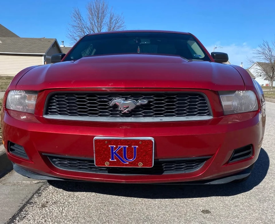 2010 Ford S197 Mustang - Image 2 of 7