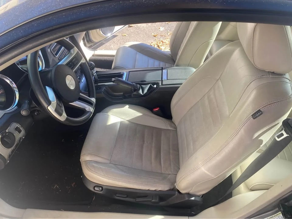 2010 Ford S197 Mustang - Image 10 of 14