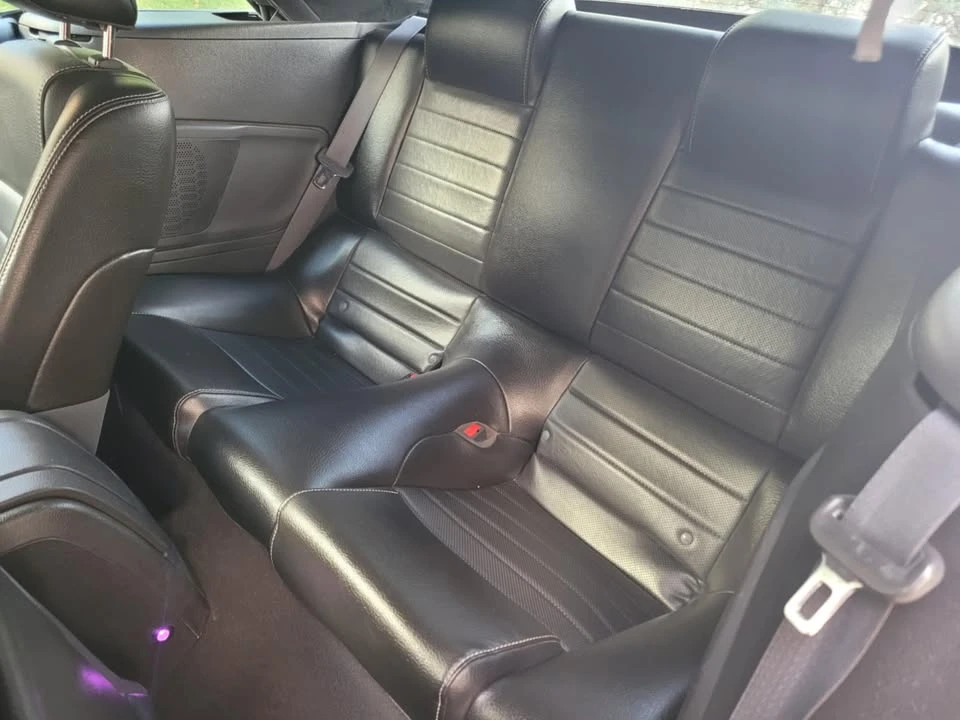 2010 Ford S197 Mustang - Image 12 of 18