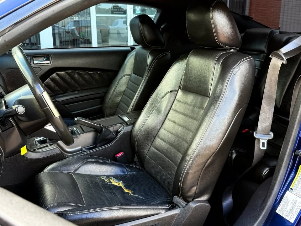 2010 Ford S197 Mustang - Image 10 of 19