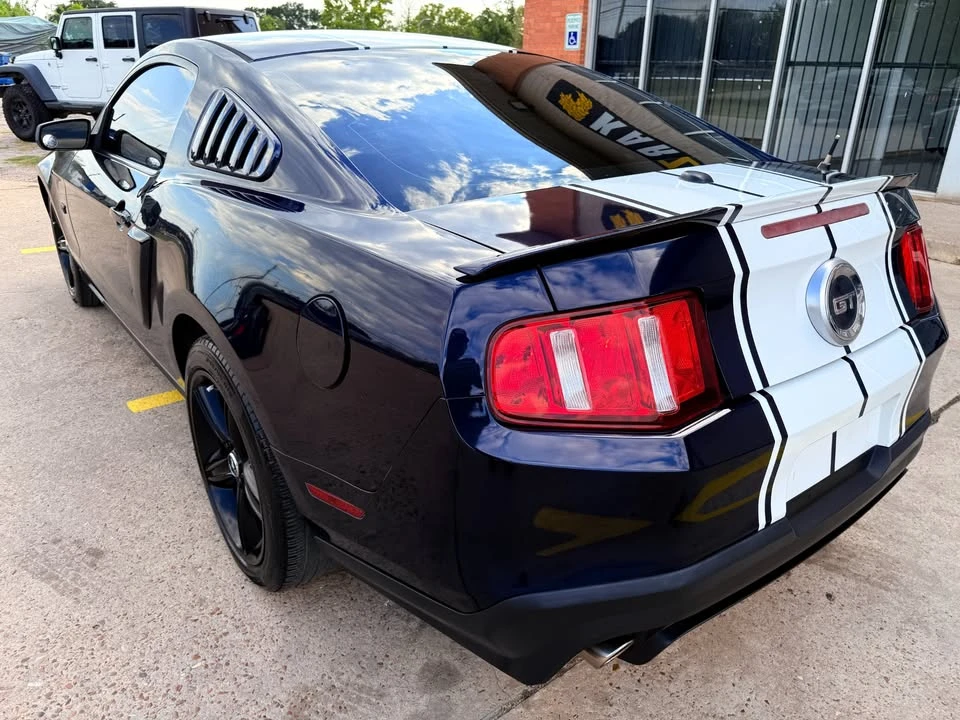 2010 Ford S197 Mustang - Image 6 of 19