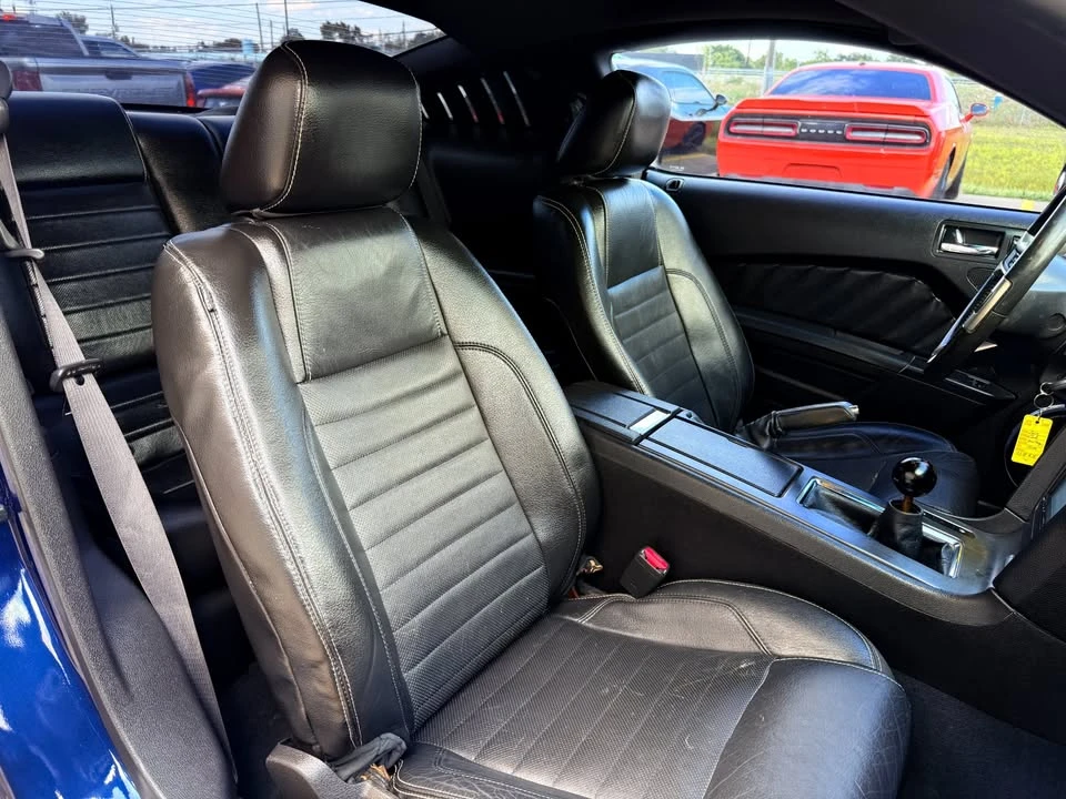 2010 Ford S197 Mustang - Image 16 of 19