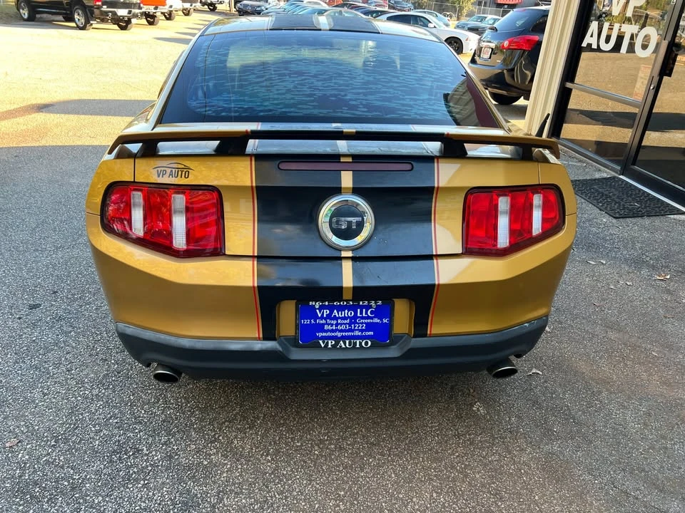 2010 Ford S197 Mustang - Image 4 of 8