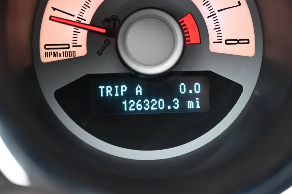 2010 Ford S197 Mustang - Image 14 of 20