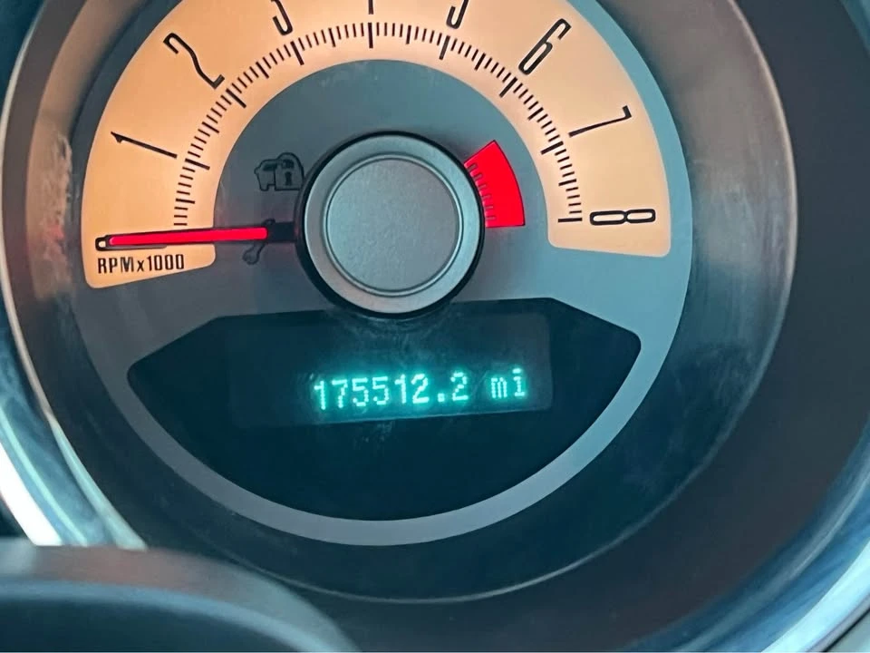 2010 Ford S197 Mustang - Image 12 of 14