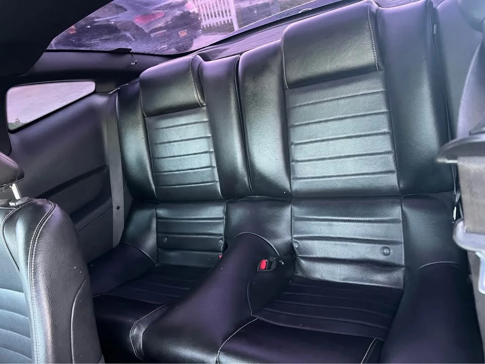 2010 Ford S197 Mustang - Image 10 of 14