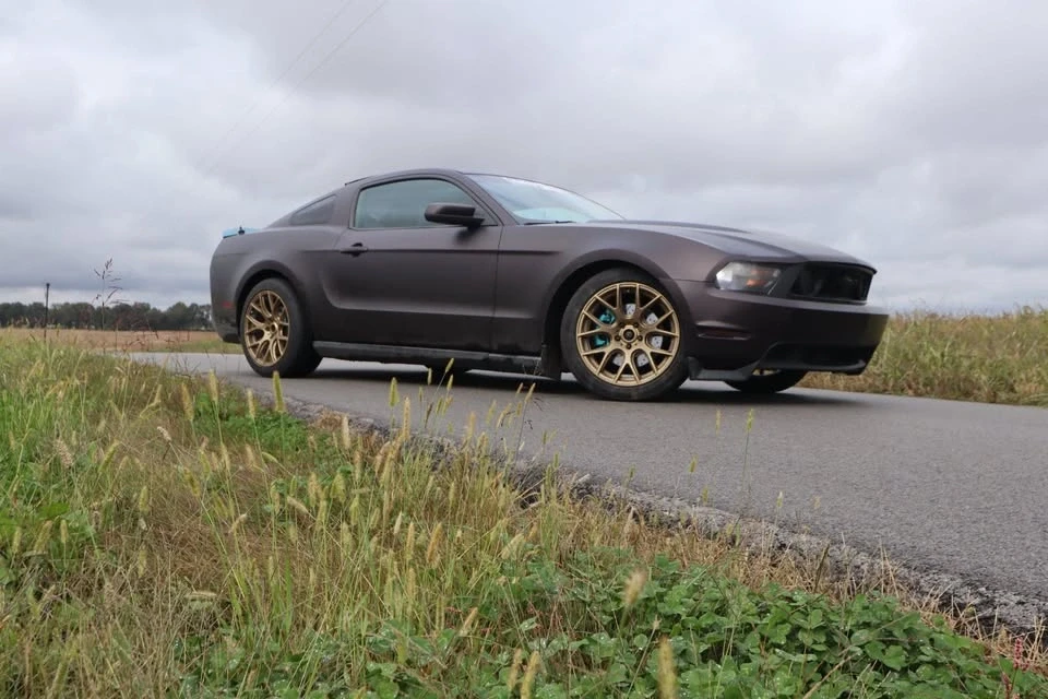 2010 Ford S197 Mustang - Image 2 of 20