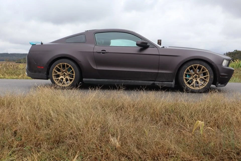 2010 Ford S197 Mustang - Image 4 of 20
