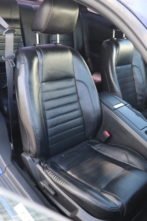 2010 Ford S197 Mustang - Image 10 of 20