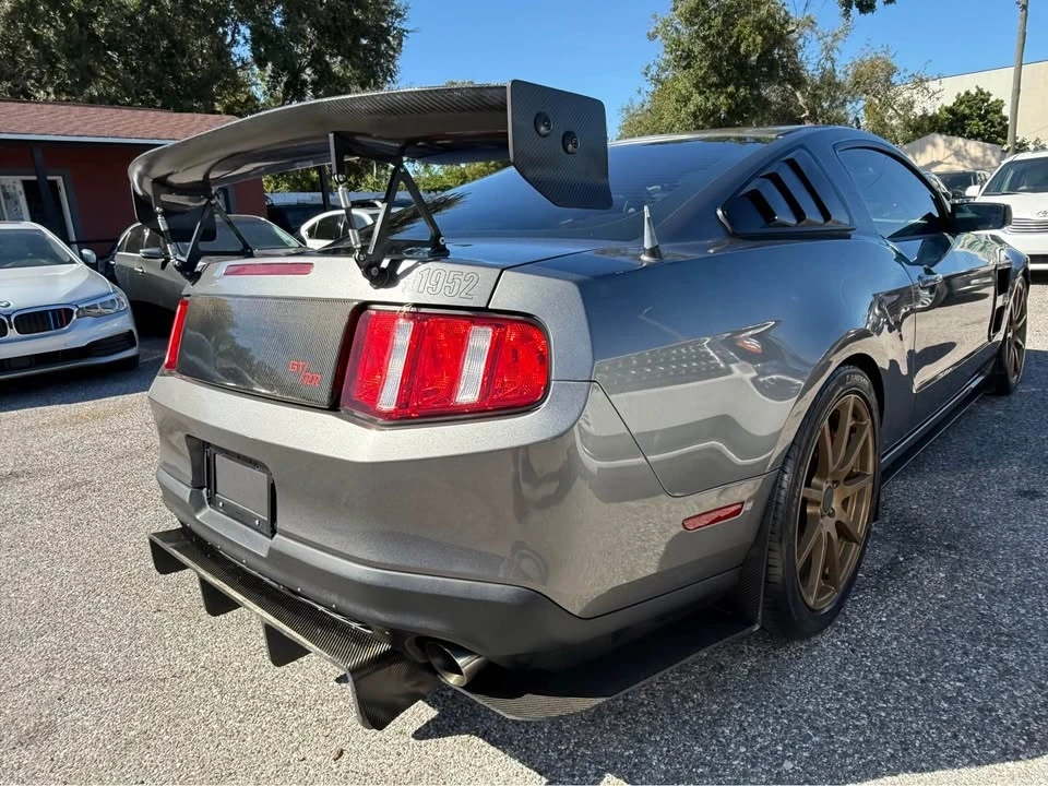 2010 Ford Mustang Mach-E - Image 18 of 20