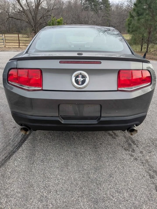 2010 Ford S197 Mustang - Image 5 of 10