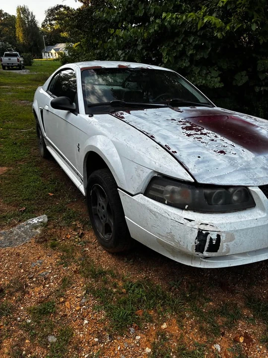 2010 Ford S197 Mustang - Image 3 of 4